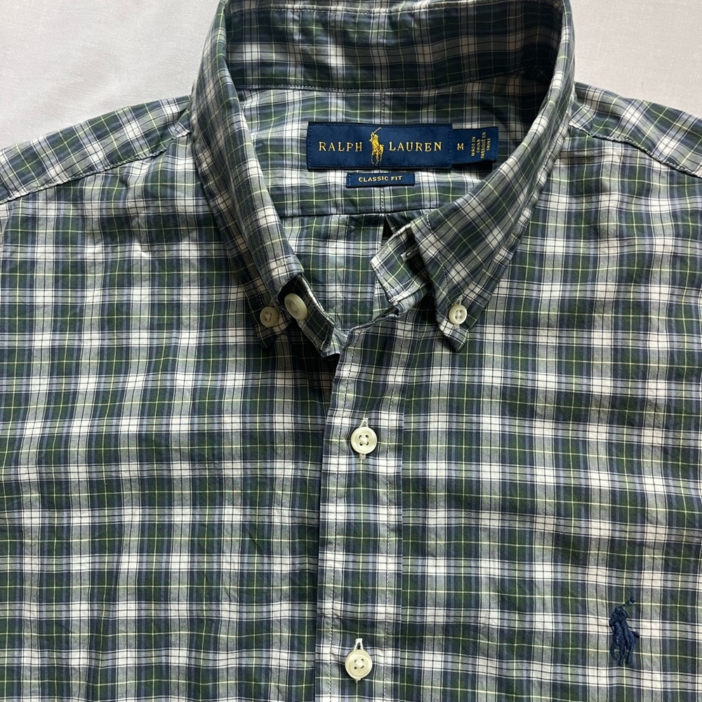 Ralph Lauren Men's casual Green Plaid Button down shirt.